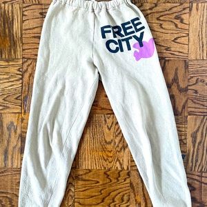 Freecity sweatpants